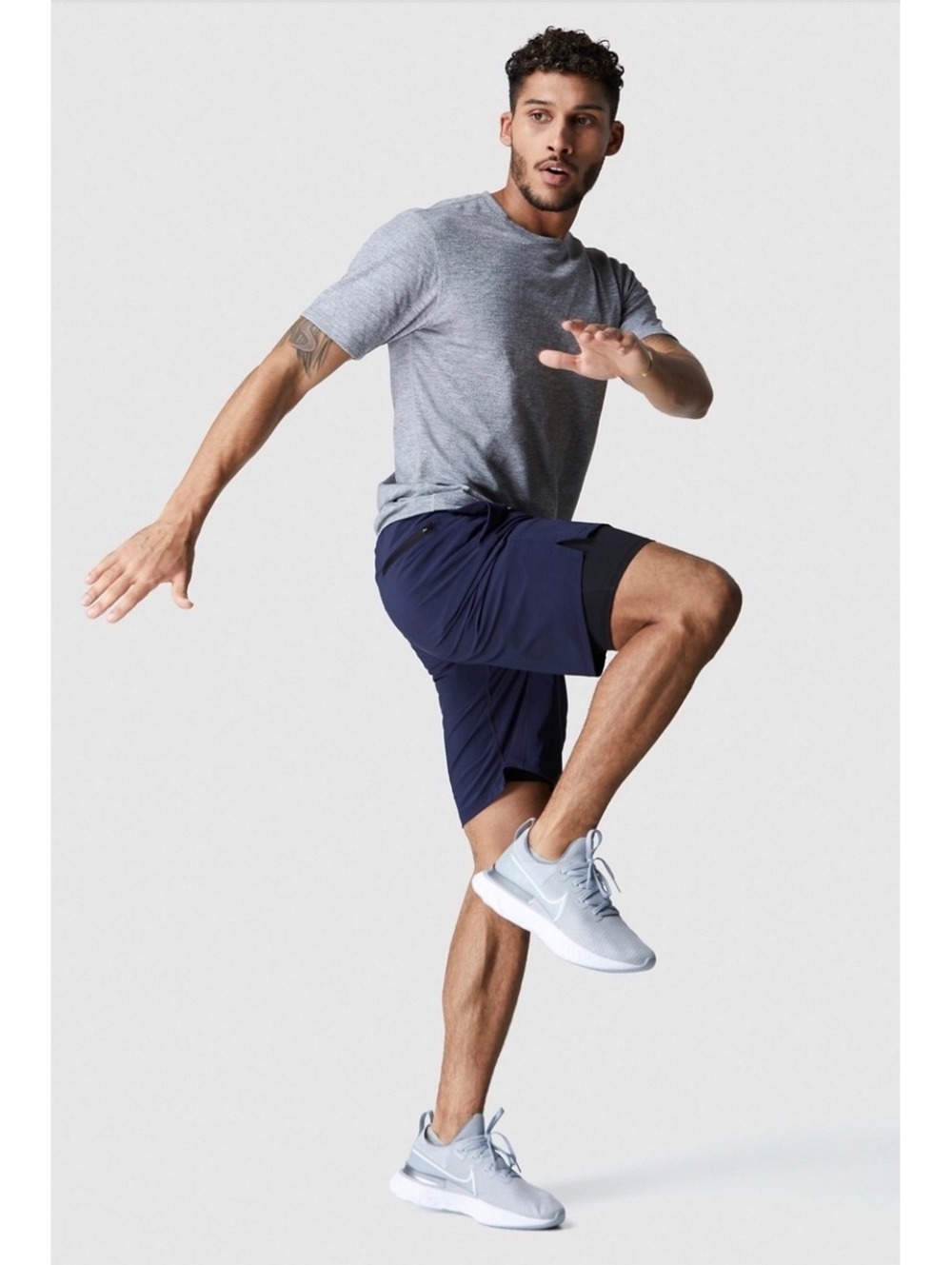 Fabletics Men’s The Franchise Shorts Lines Navy Size Large